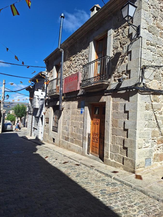 Hostal El Patio Restaurante Сан-Бартоломе-де-Пинарес Экстерьер фото