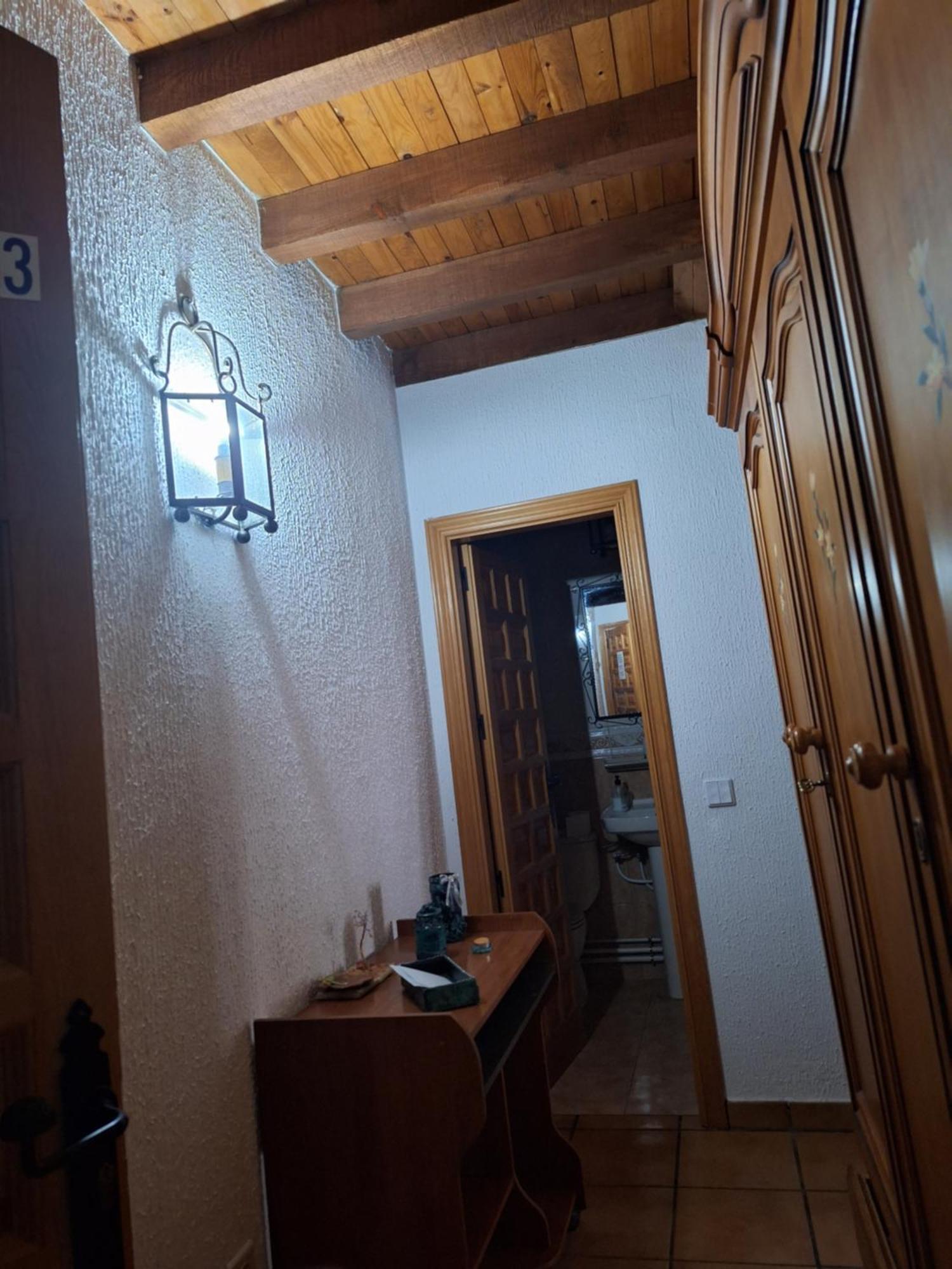 Hostal El Patio Restaurante Сан-Бартоломе-де-Пинарес Экстерьер фото